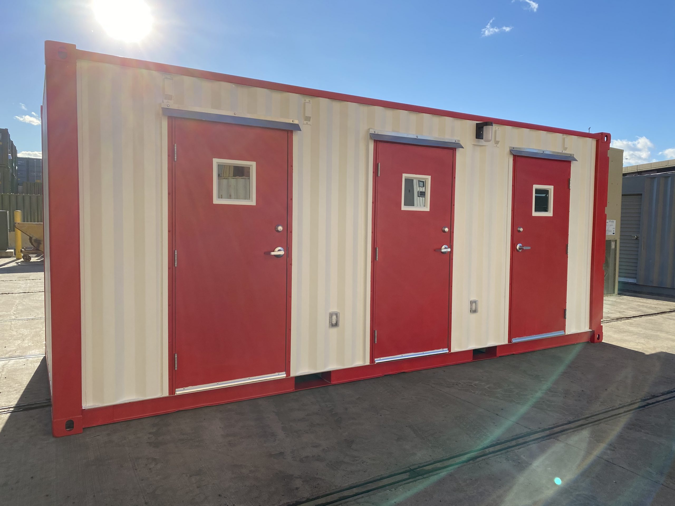 Mobile Medical Shipping Container with 3 Offices
